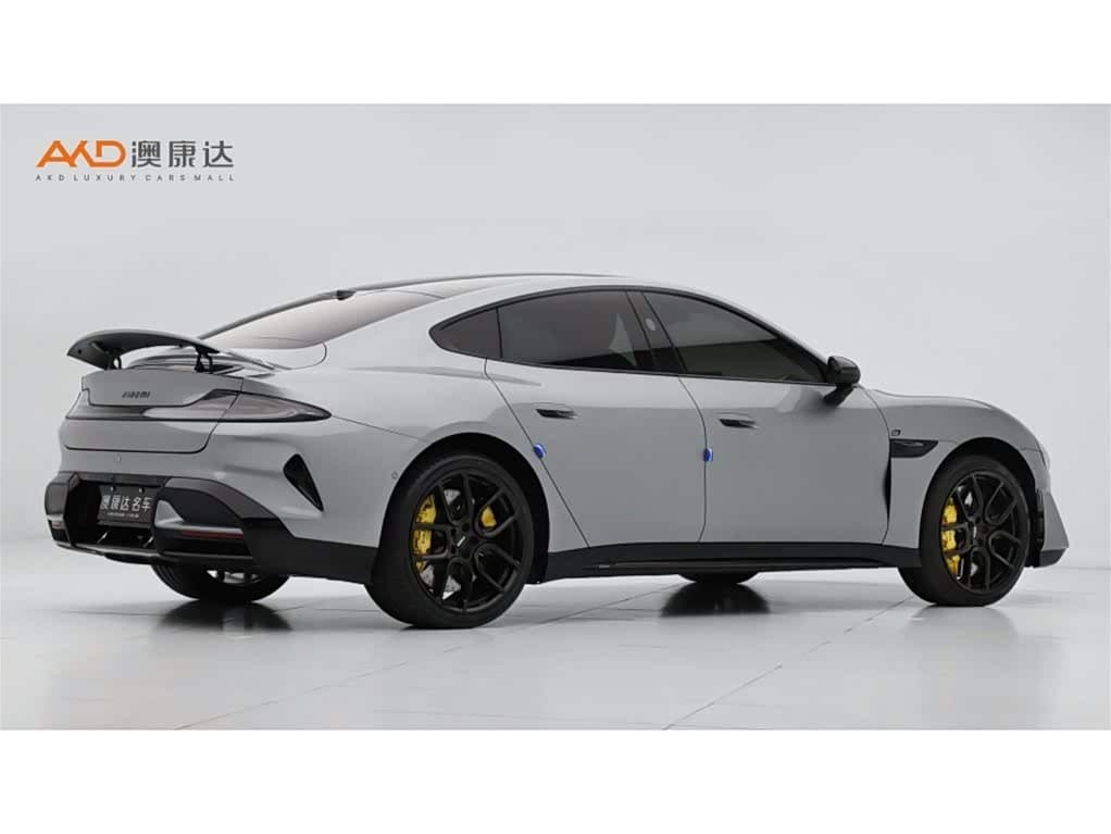 2025 Xiaomi Auto Xiaomi SU7 Ultra 银灰色, 28,000 km, China export – photo 3