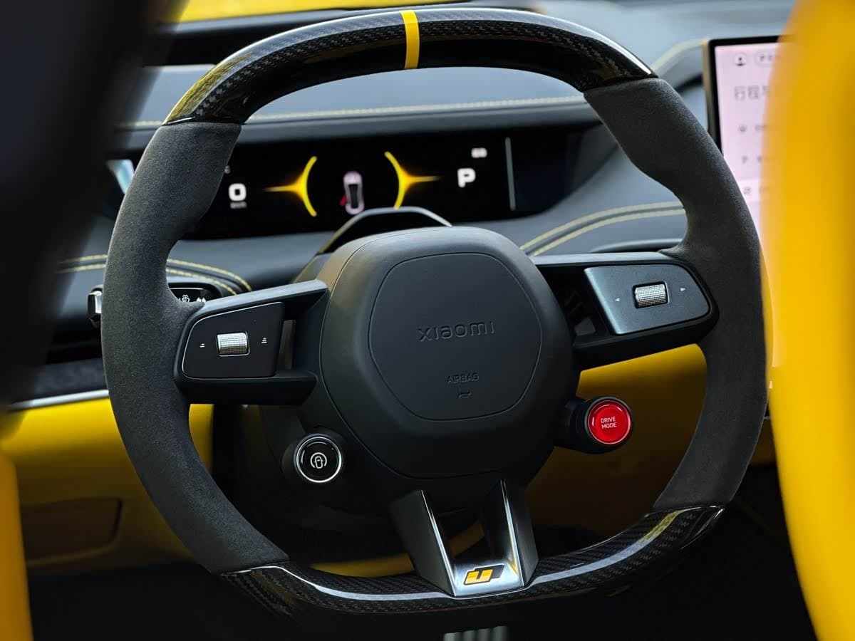 2025 Xiaomi Auto Xiaomi SU7 Ultra Yellow, 9,000 km, China export – photo 3