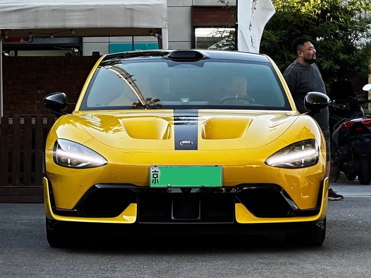 2025 Xiaomi Auto Xiaomi SU7 Ultra Yellow, 9,000 km, China export – photo 2