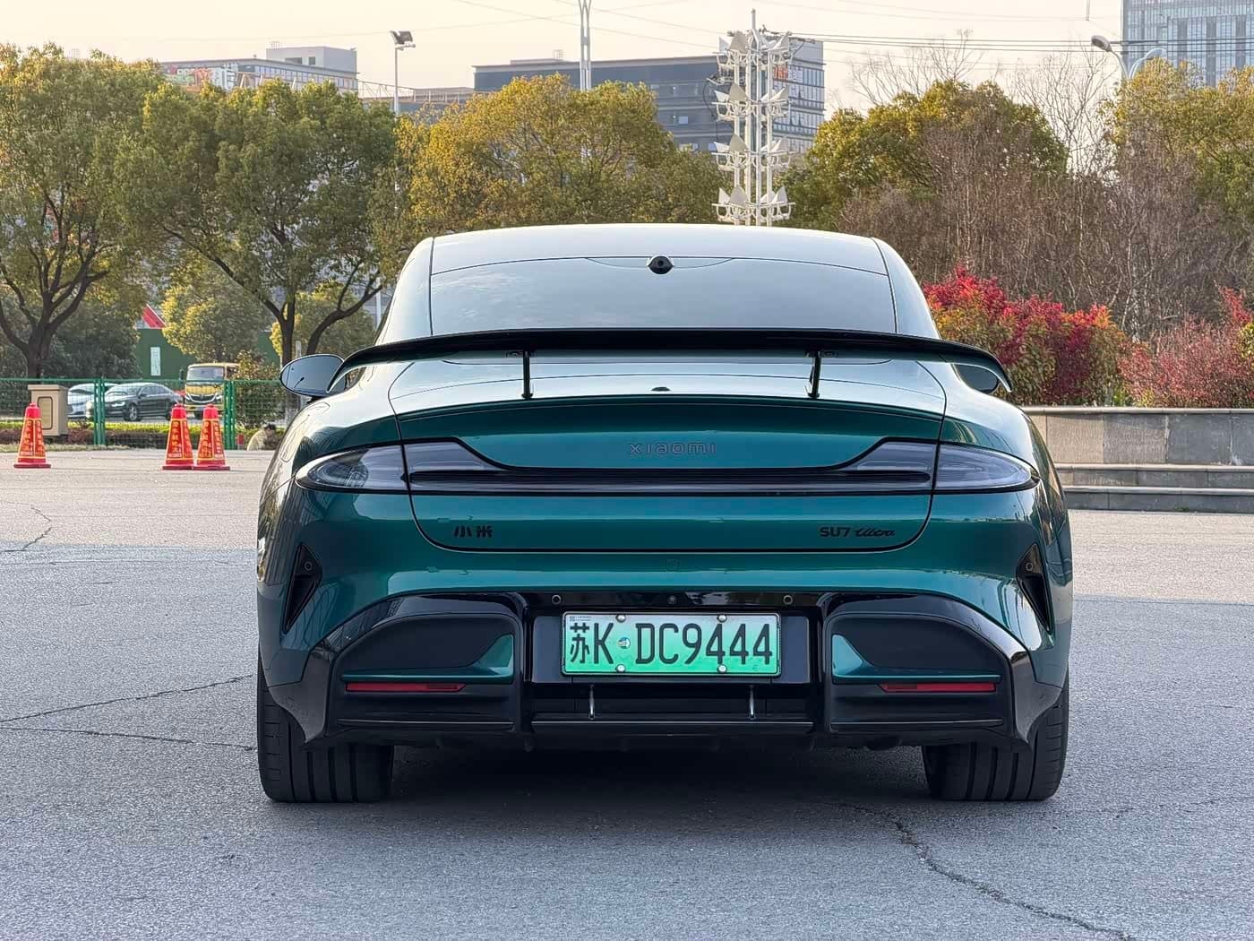 2025 Xiaomi Auto Xiaomi SU7 Ultra Green, 17,000 km, China export – photo 6