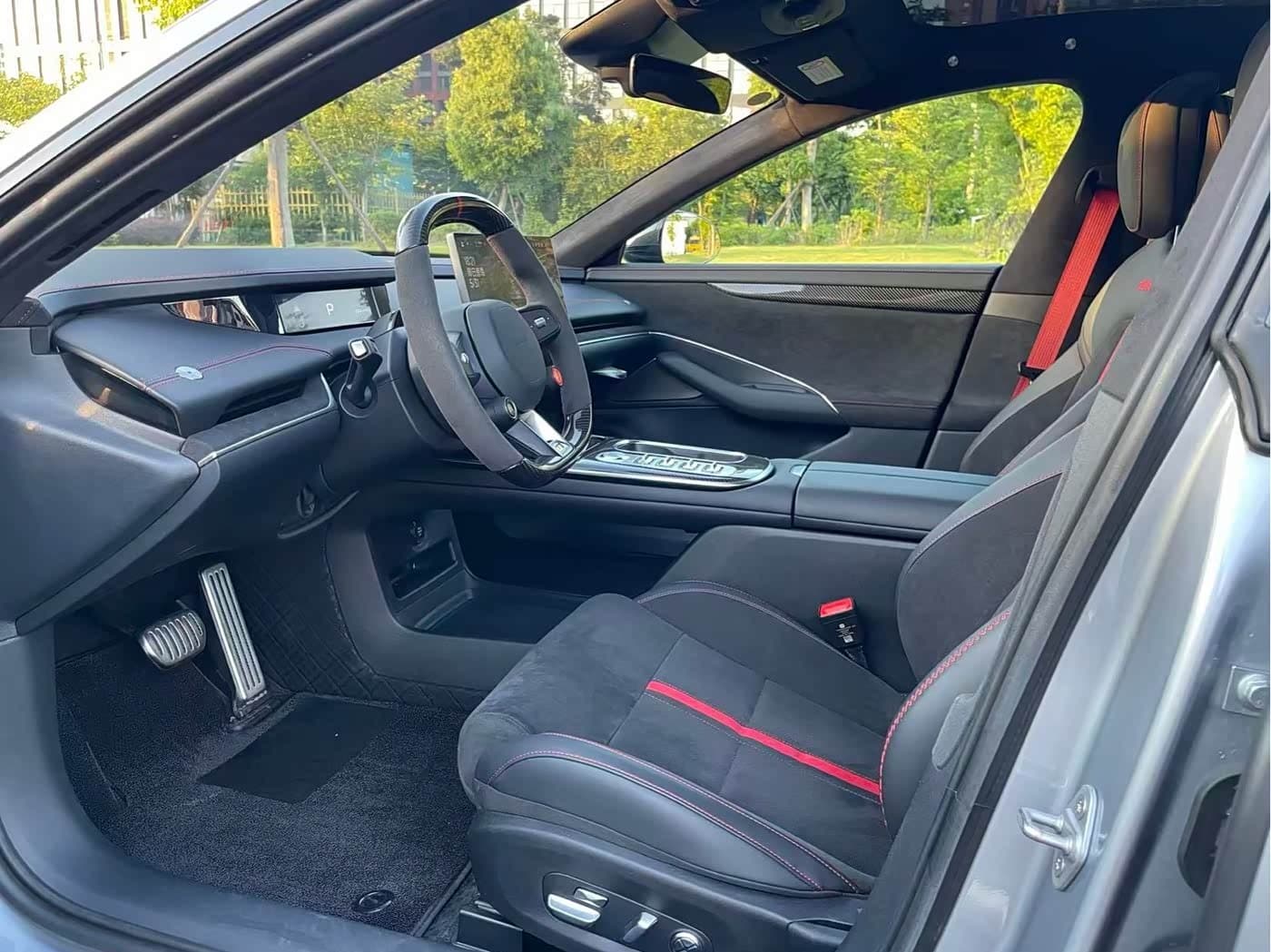 2025 Xiaomi Auto Xiaomi SU7 Ultra 银灰色, 15,000 km, China export – photo 4