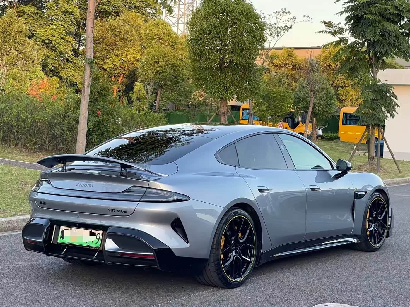 2025 Xiaomi Auto Xiaomi SU7 Ultra 银灰色, 15,000 km, China export – photo 11