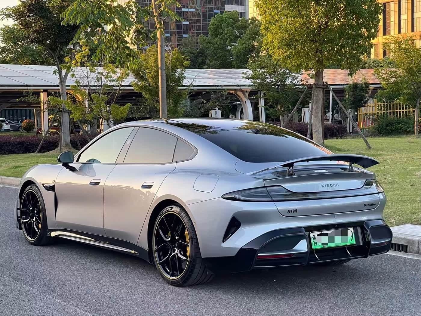 2025 Xiaomi Auto Xiaomi SU7 Ultra 银灰色, 15,000 km, China export – photo 9