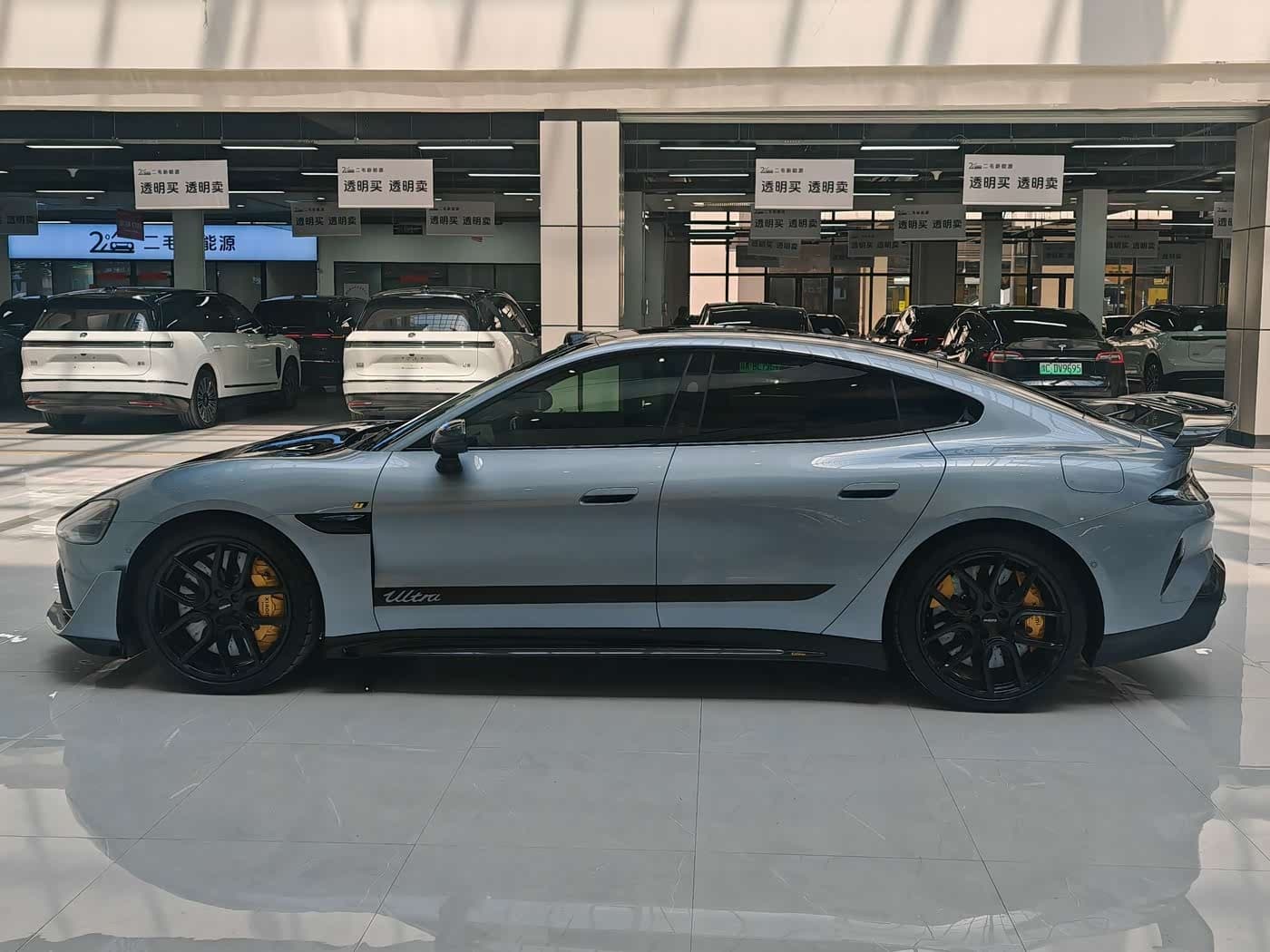 2025 Xiaomi Auto Xiaomi SU7 Ultra 银灰色, 4,000 km, China export – photo 4