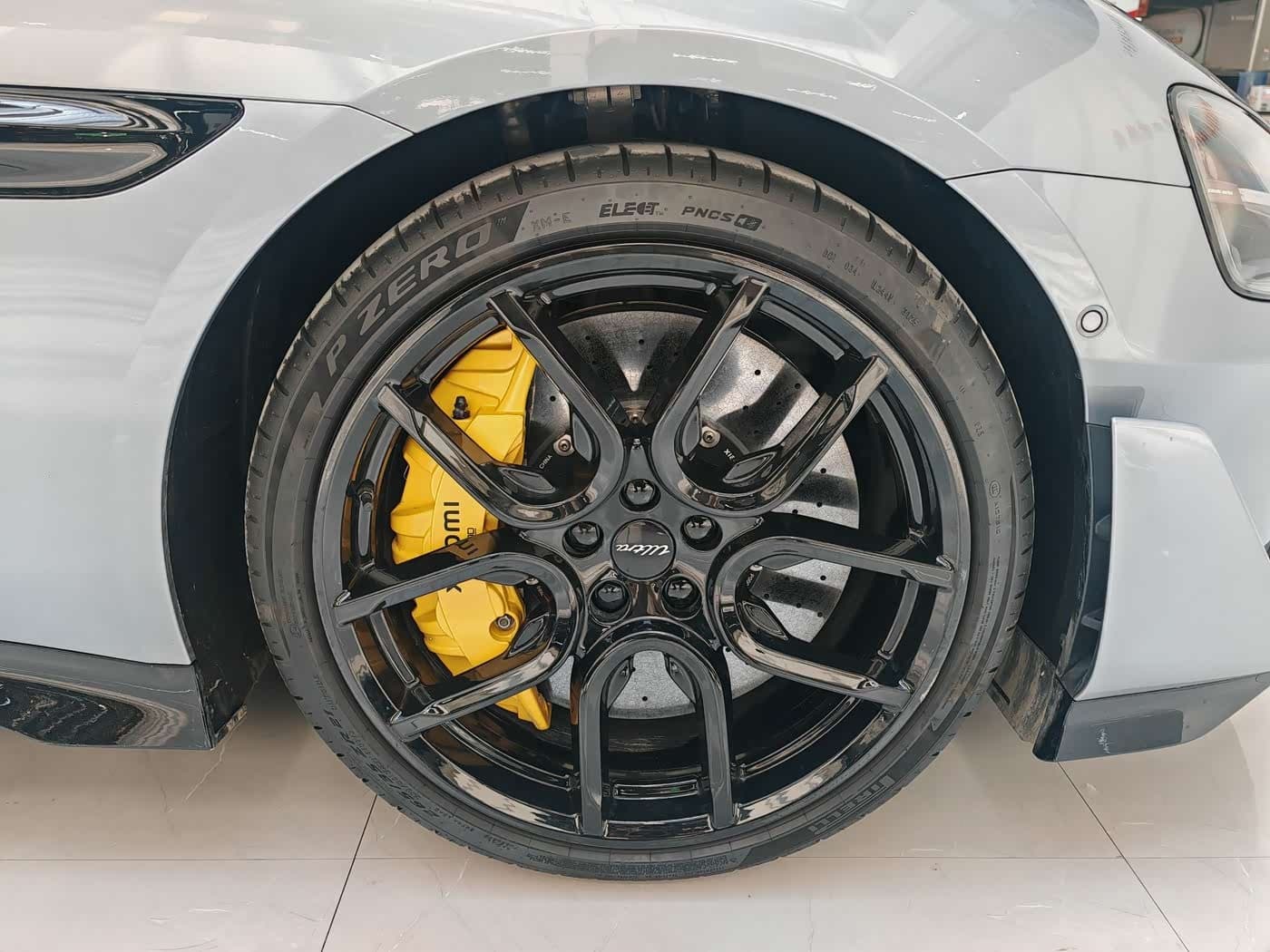 2025 Xiaomi Auto Xiaomi SU7 Ultra 银灰色, 4,000 km, China export – photo 16