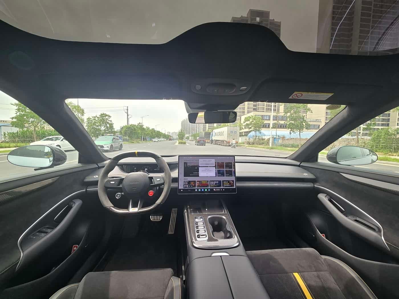 2025 Xiaomi Auto Xiaomi SU7 Ultra Black, 40,000 km, China export – photo 5