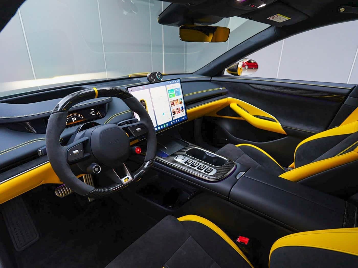 2025 Xiaomi Auto Xiaomi SU7 Ultra Yellow, 2,600 km, China export – photo 8