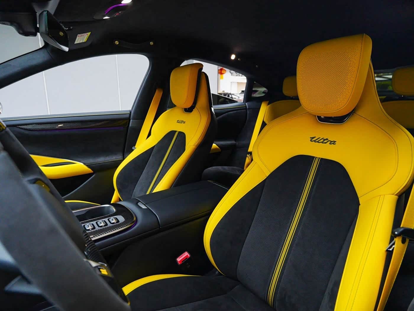 2025 Xiaomi Auto Xiaomi SU7 Ultra Yellow, 2,600 km, China export – photo 12