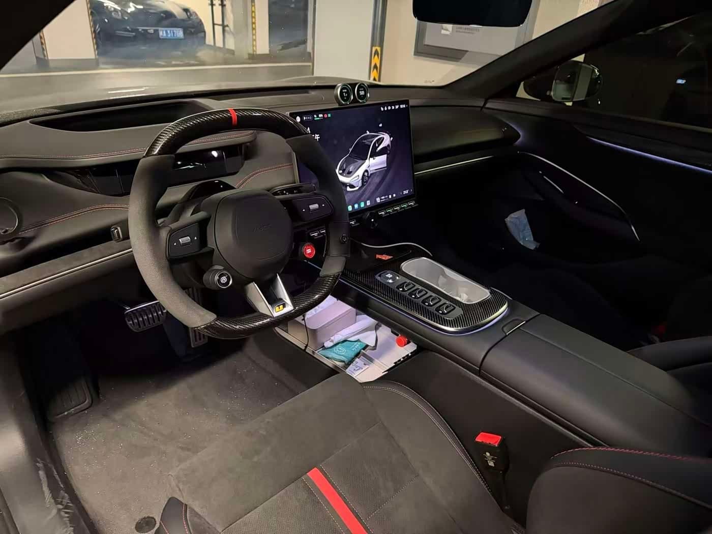 2025 Xiaomi Auto Xiaomi SU7 Ultra White, 6,000 km, China export – photo 9