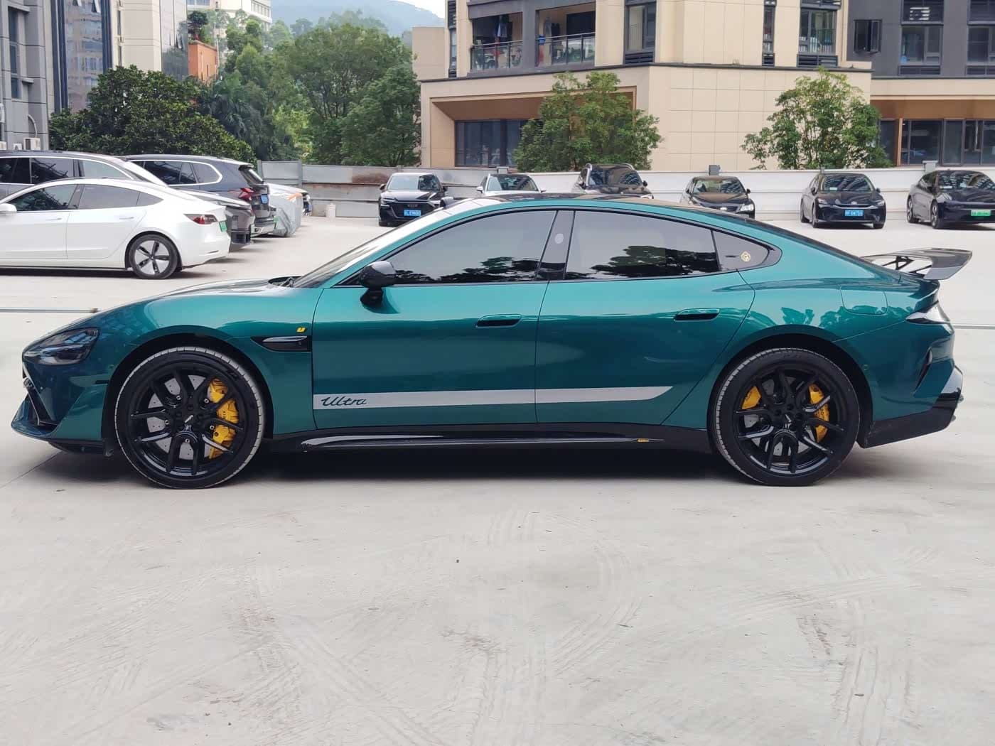 2025 Xiaomi Auto Xiaomi SU7 Ultra Green, 23,000 km, China export – photo 14