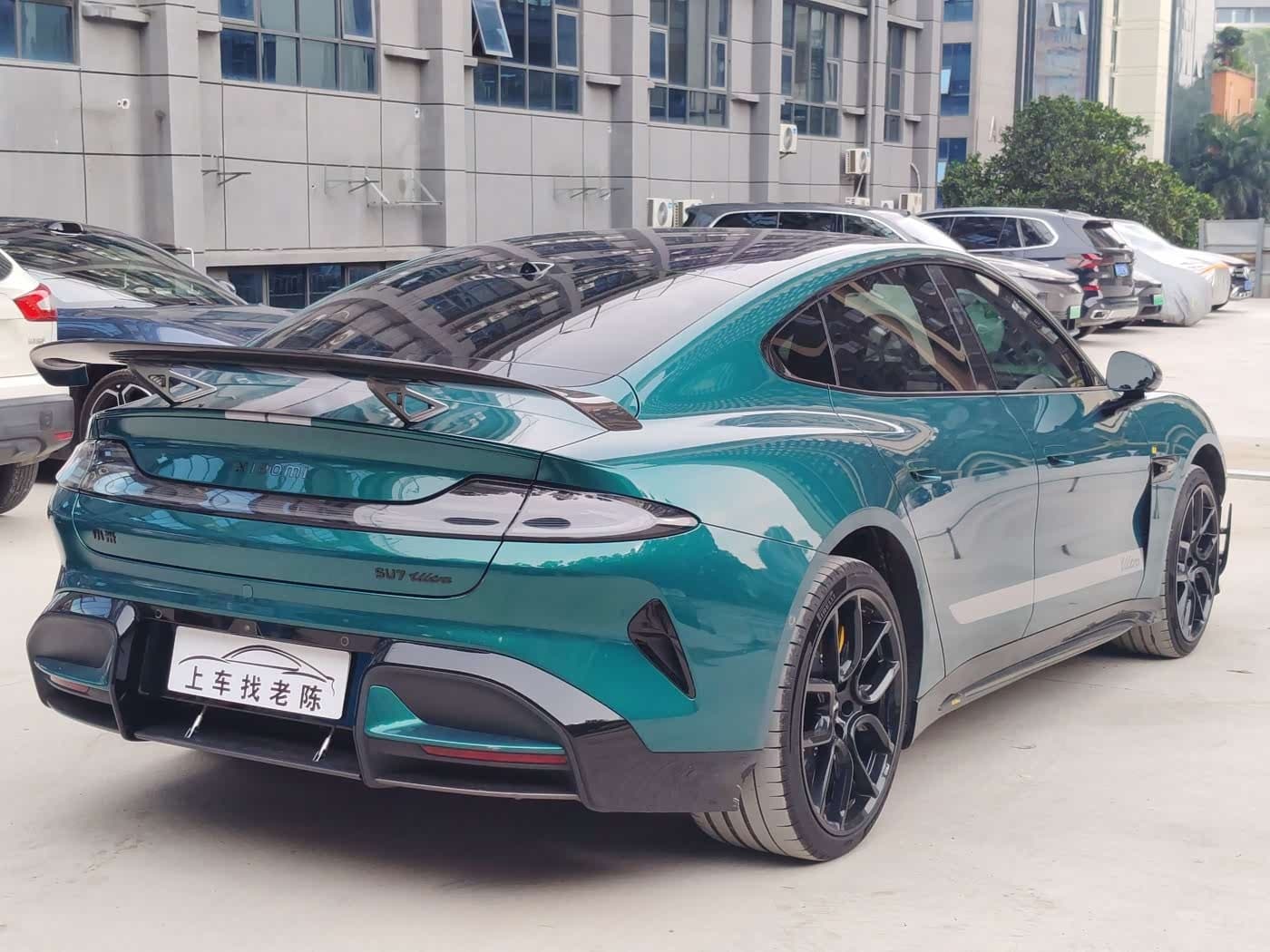 2025 Xiaomi Auto Xiaomi SU7 Ultra Green, 23,000 km, China export – photo 4