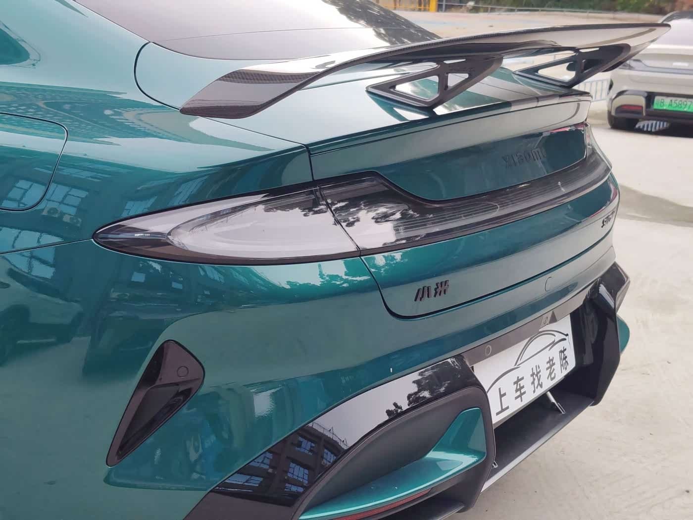 2025 Xiaomi Auto Xiaomi SU7 Ultra Green, 23,000 km, China export – photo 11