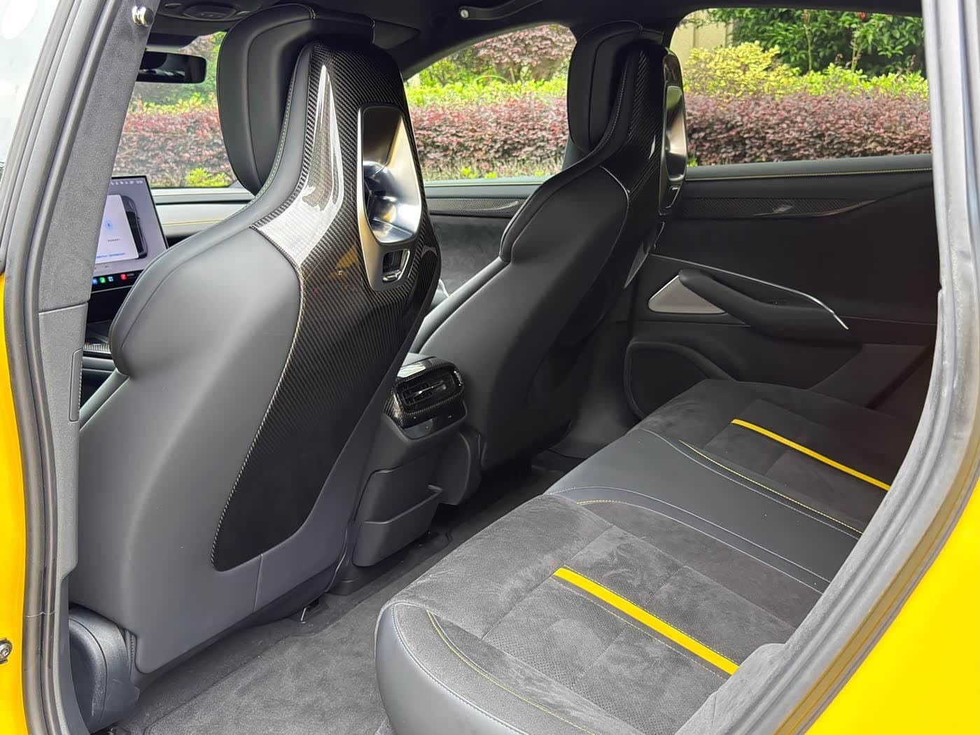 2025 Xiaomi Auto Xiaomi SU7 Ultra Yellow, 9,000 km, China export – photo 10