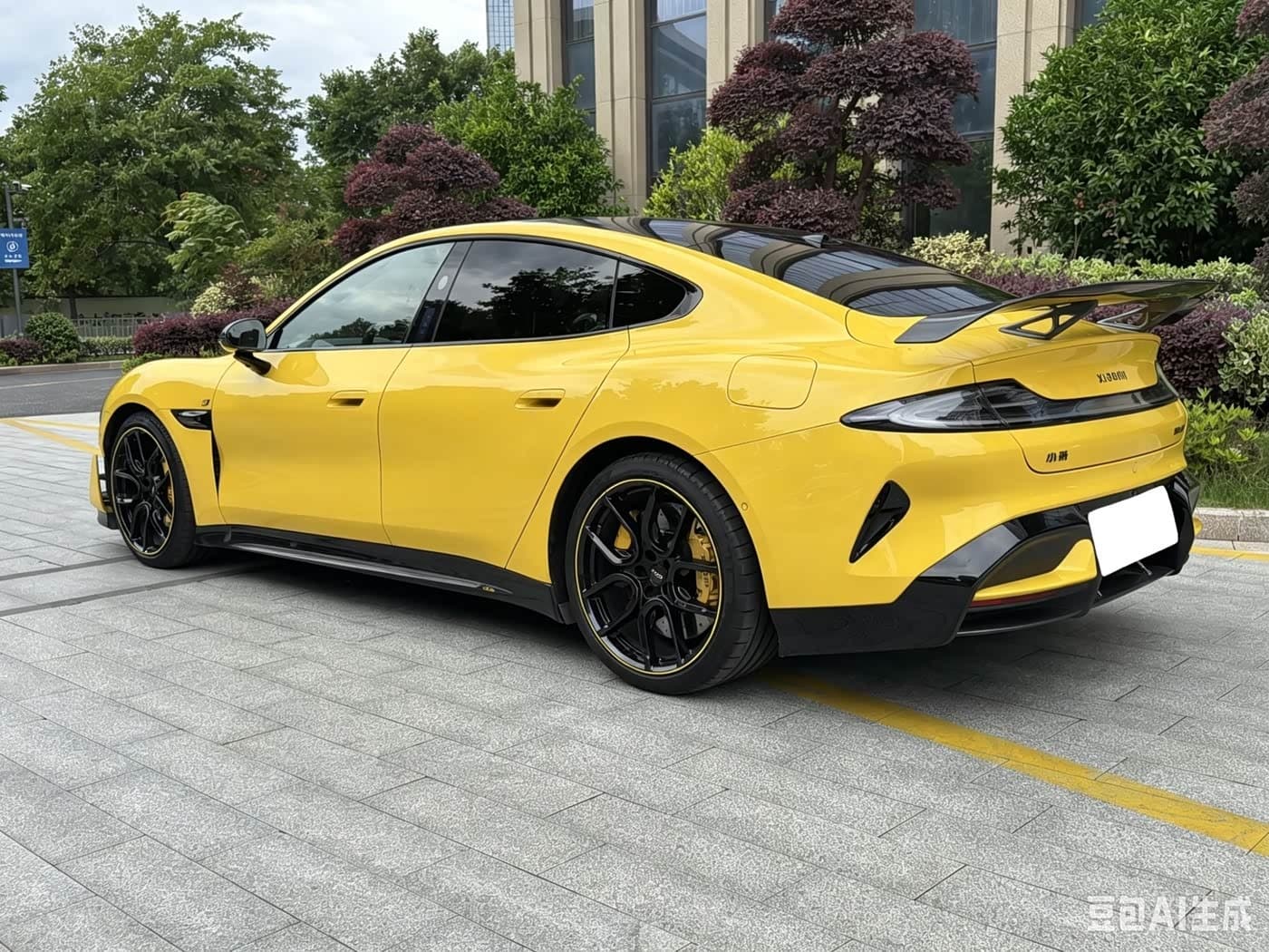 2025 Xiaomi Auto Xiaomi SU7 Ultra Yellow, 9,000 km, China export – photo 4