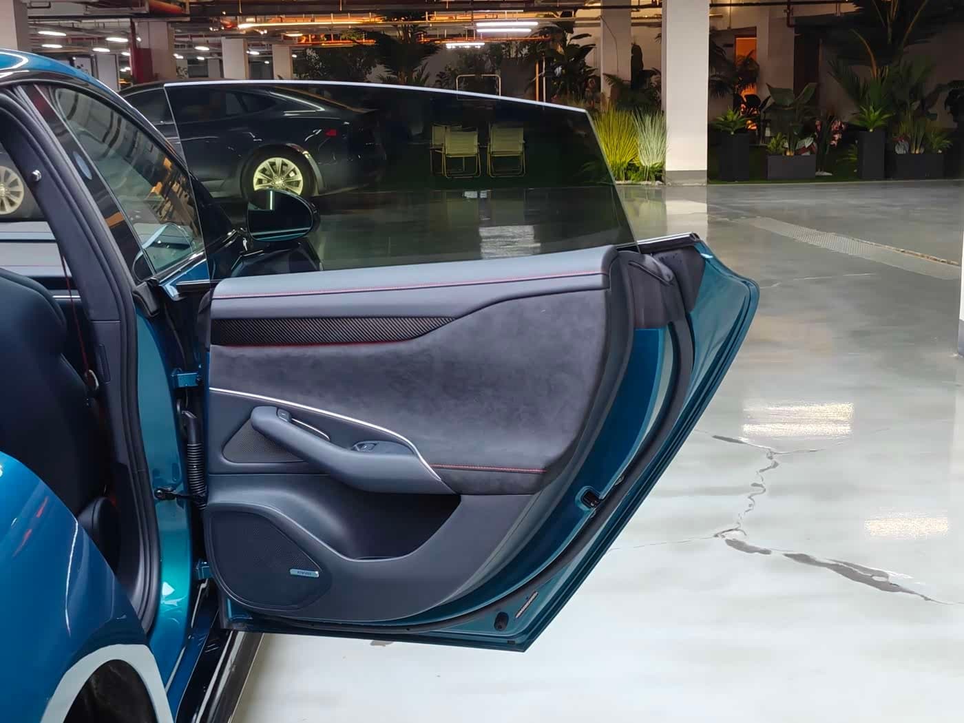 2025 Xiaomi Auto Xiaomi SU7 Ultra Green, 14,500 km, China export – photo 14