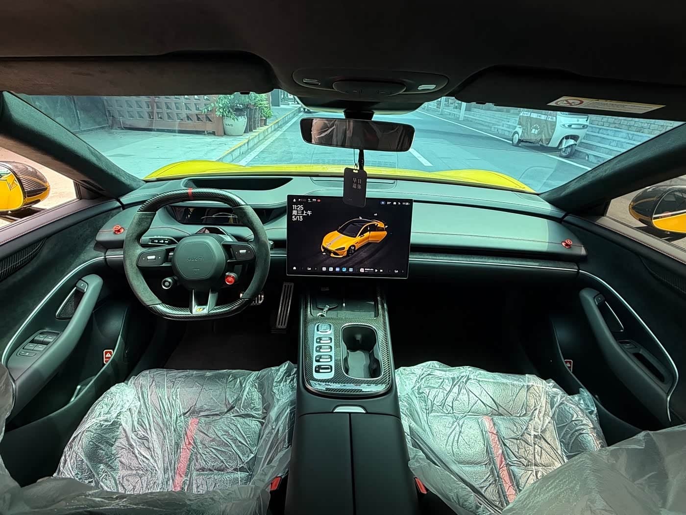 2025 Xiaomi Auto Xiaomi SU7 Ultra Yellow, 19,000 km, China export – photo 6