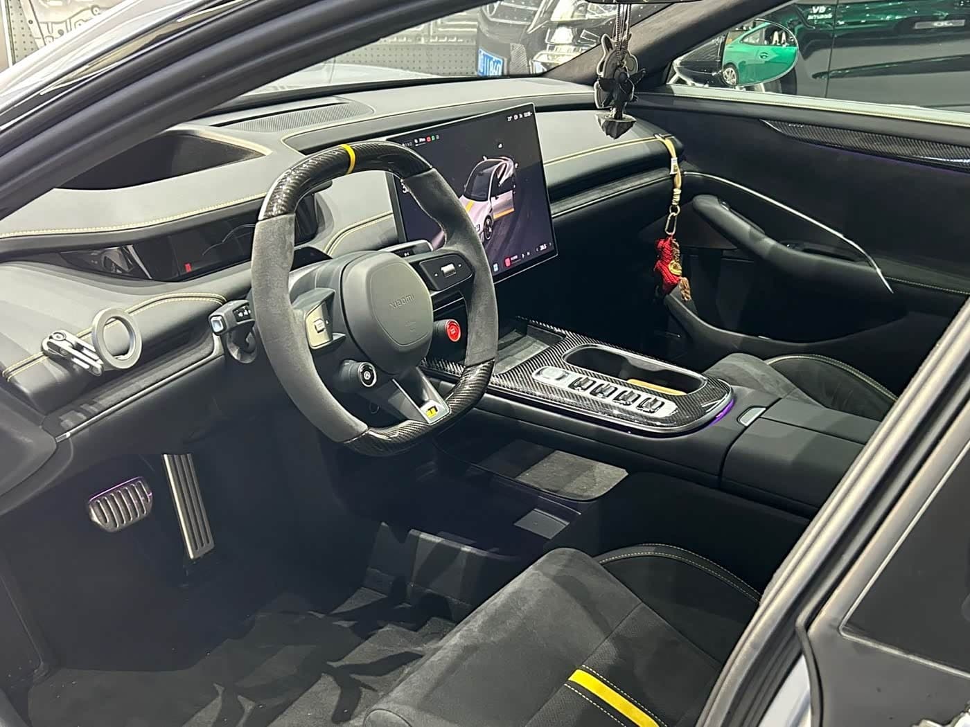 2025 Xiaomi Auto Xiaomi SU7 Ultra 银灰色, 8,000 km, China export – photo 3