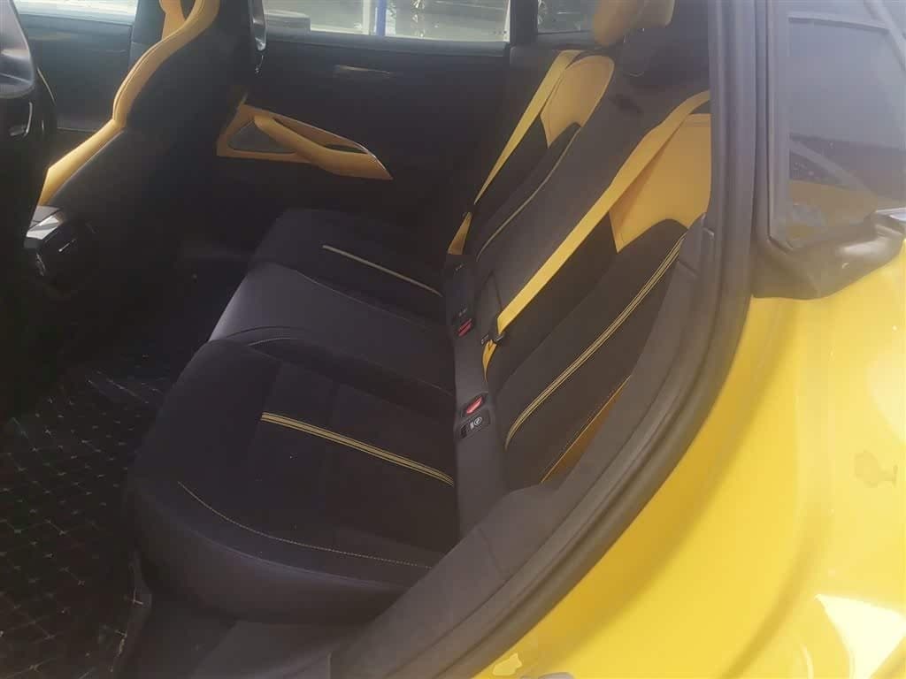 2025 Xiaomi Auto Xiaomi SU7 Ultra Yellow, 8,900 km, China export – photo 13