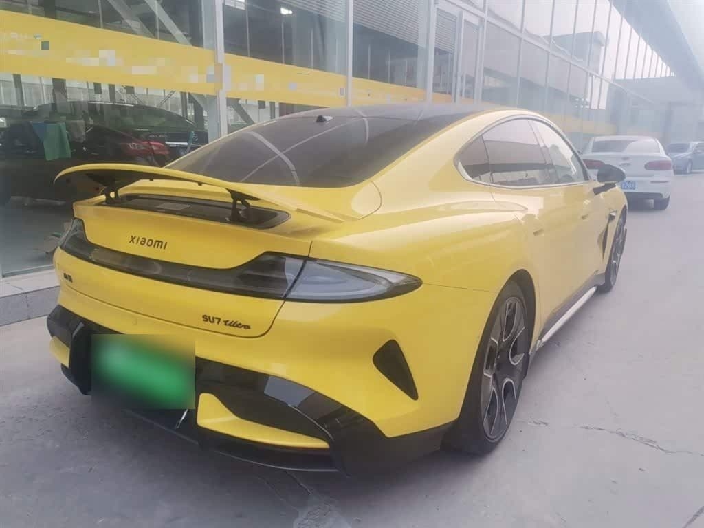 2025 Xiaomi Auto Xiaomi SU7 Ultra Yellow, 8,900 km, China export – photo 5