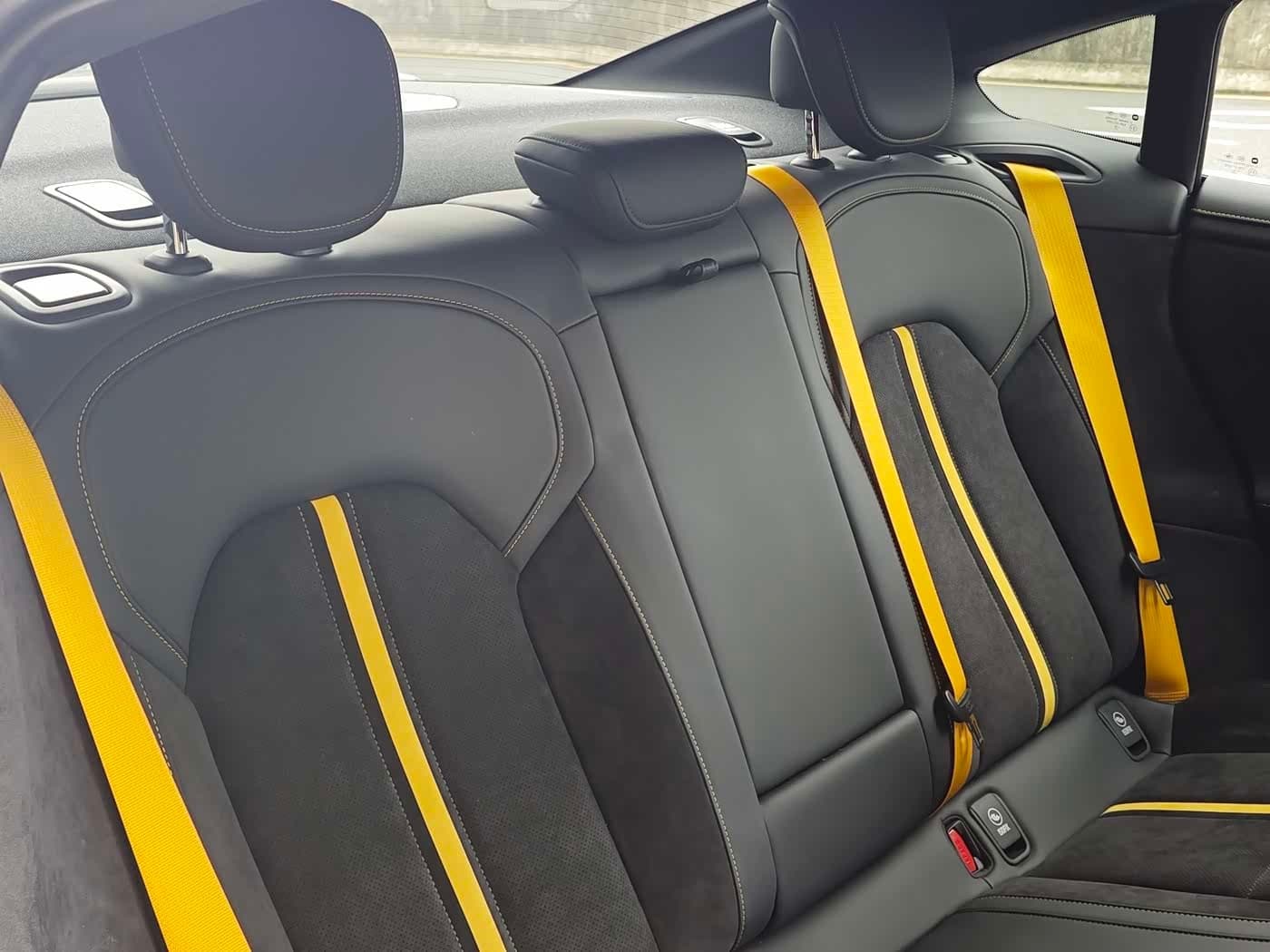2025 Xiaomi Auto Xiaomi SU7 Ultra Green, 9,000 km, China export – photo 10