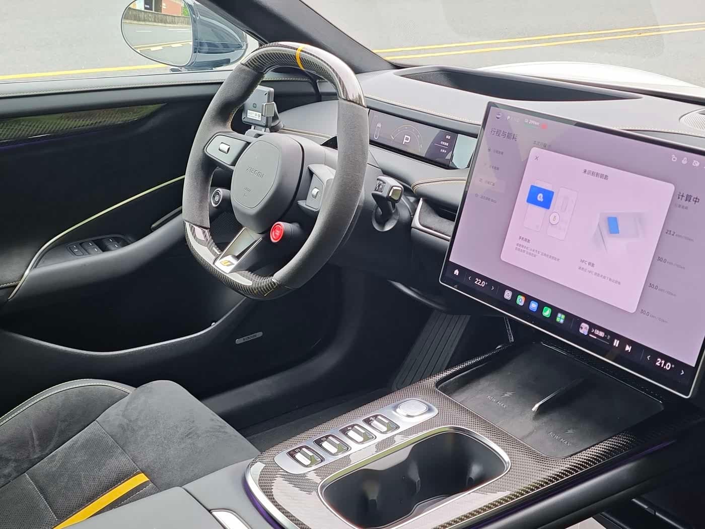 2025 Xiaomi Auto Xiaomi SU7 Ultra Green, 9,000 km, China export – photo 12