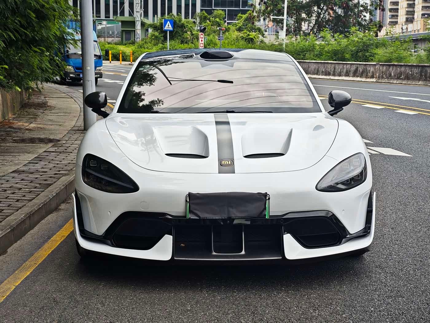 2025 Xiaomi Auto Xiaomi SU7 Ultra Green, 9,000 km, China export – photo 2