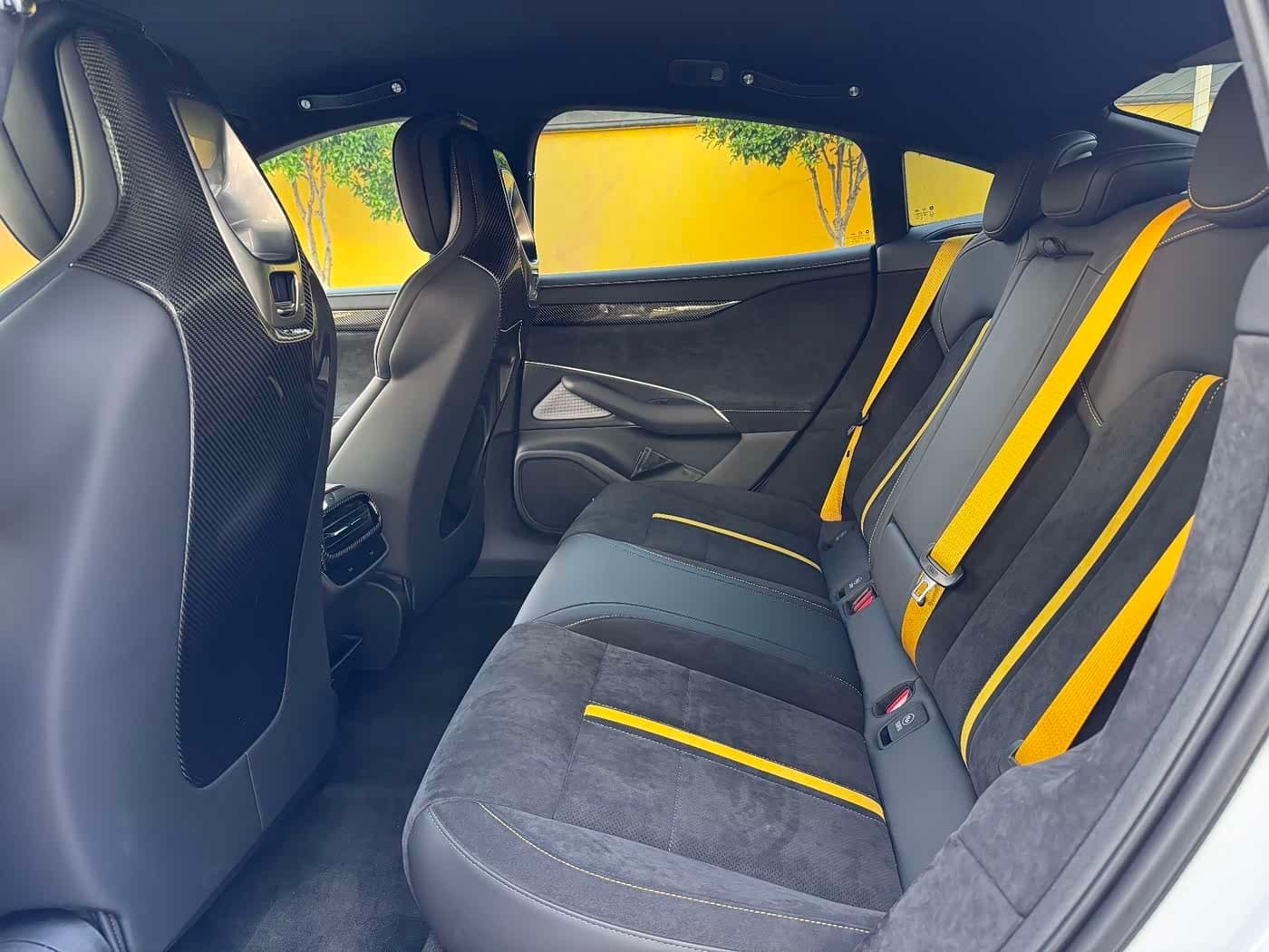 2025 Xiaomi Auto Xiaomi SU7 Ultra White, 5,000 km, China export – photo 6
