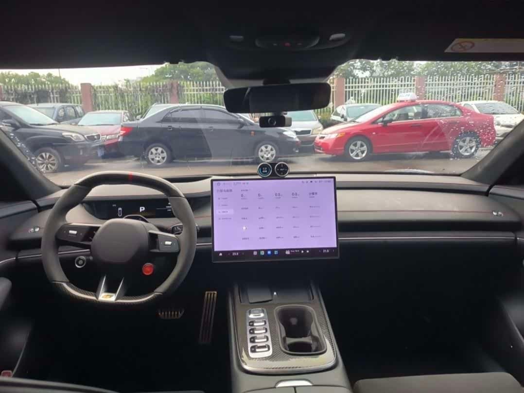 2025 Xiaomi Auto Xiaomi SU7 Ultra 银灰色, 21,000 km, China export – photo 6