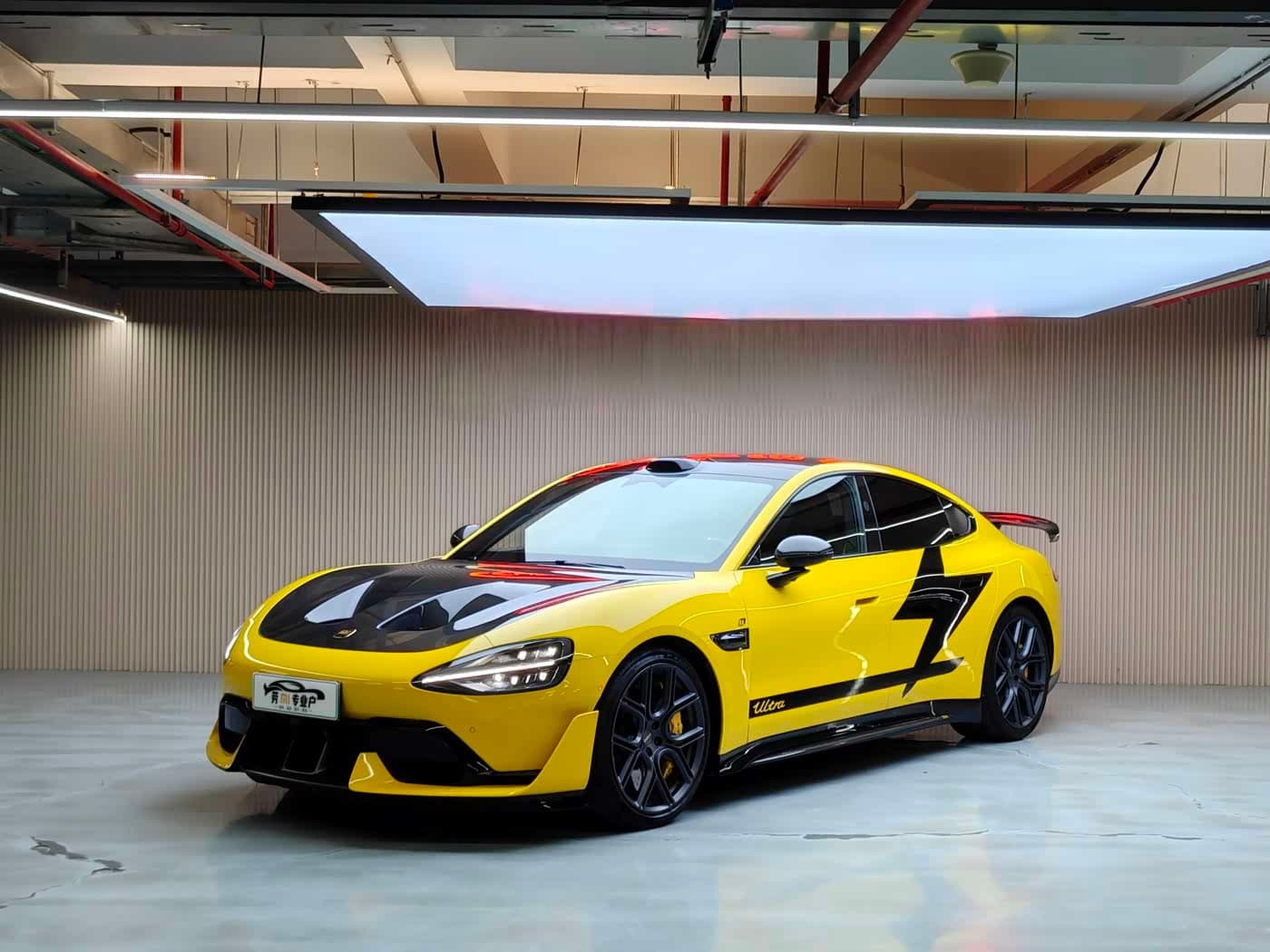 2025 Xiaomi Auto Xiaomi SU7 Ultra Yellow, 12,000 km, China export – photo 1