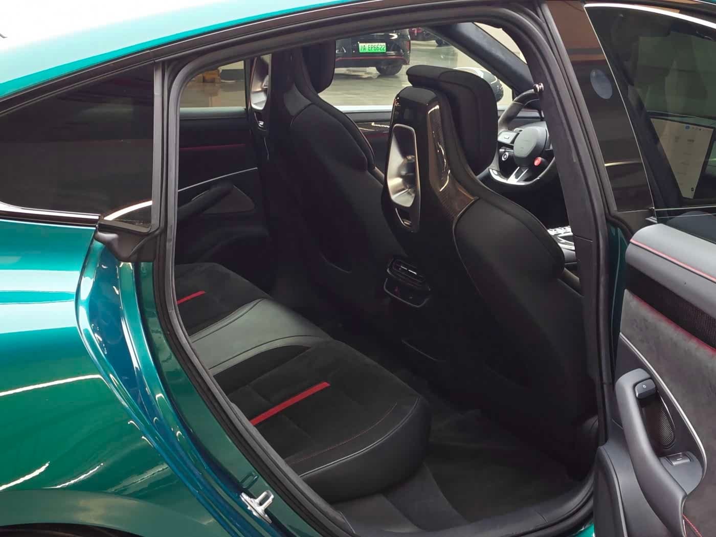 2025 Xiaomi Auto Xiaomi SU7 Ultra Green, 100 km, China export – photo 15