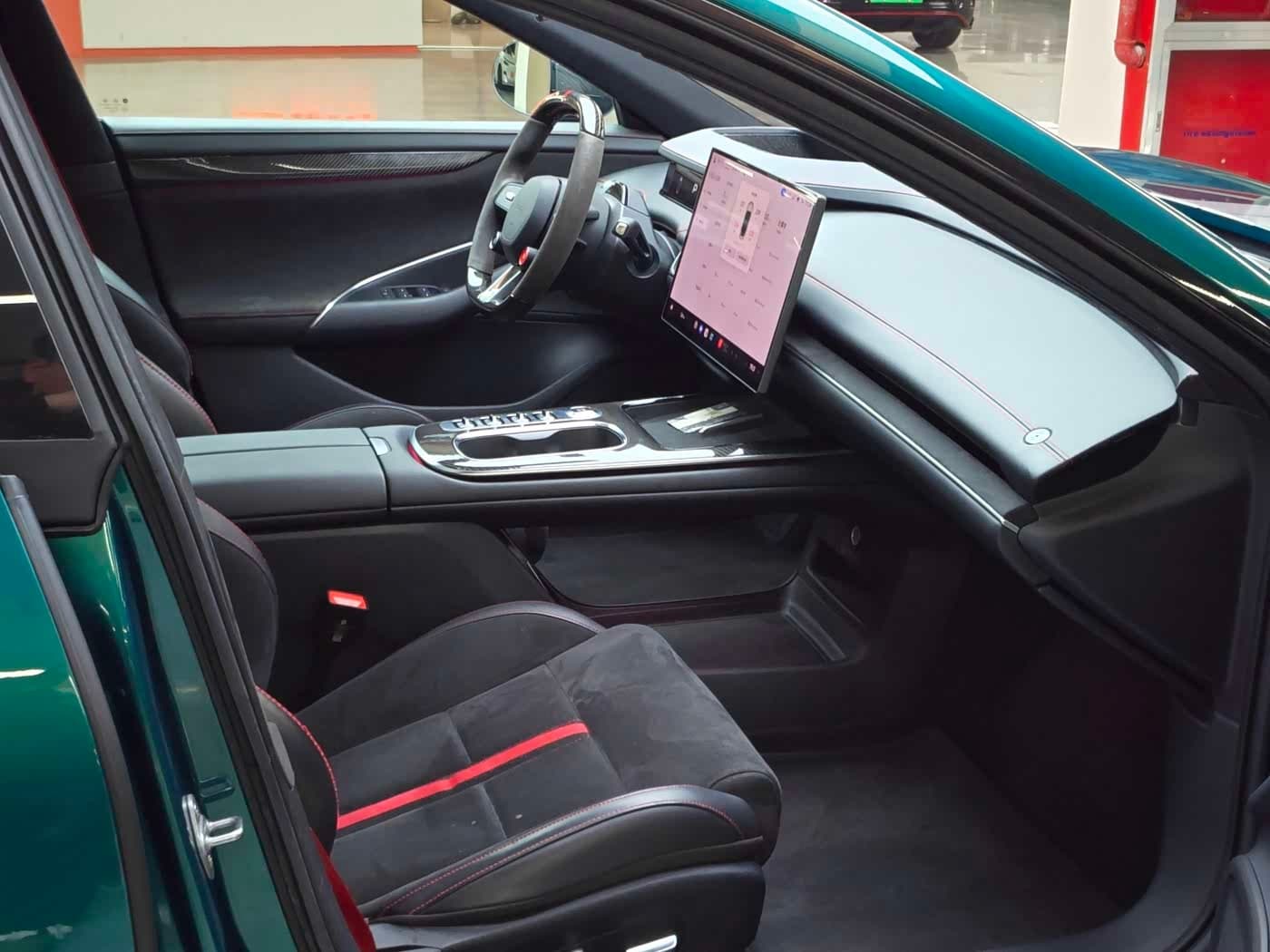 2025 Xiaomi Auto Xiaomi SU7 Ultra Green, 100 km, China export – photo 17