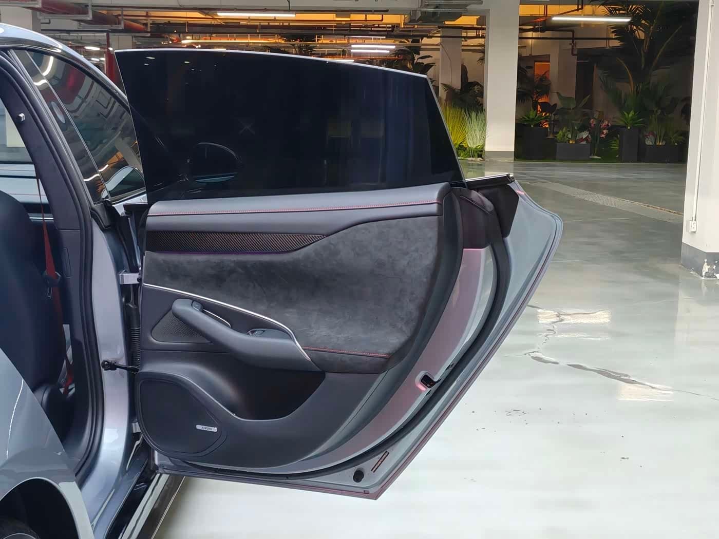 2025 Xiaomi Auto Xiaomi SU7 Ultra 银灰色, 3,900 km, China export – photo 14