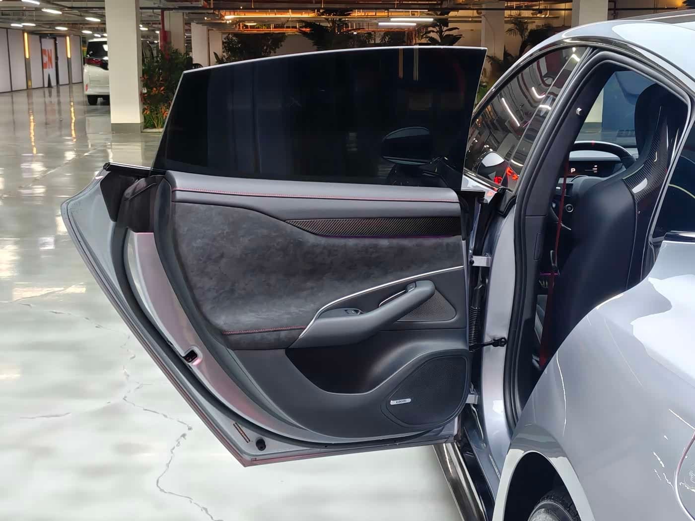 2025 Xiaomi Auto Xiaomi SU7 Ultra 银灰色, 3,900 km, China export – photo 8