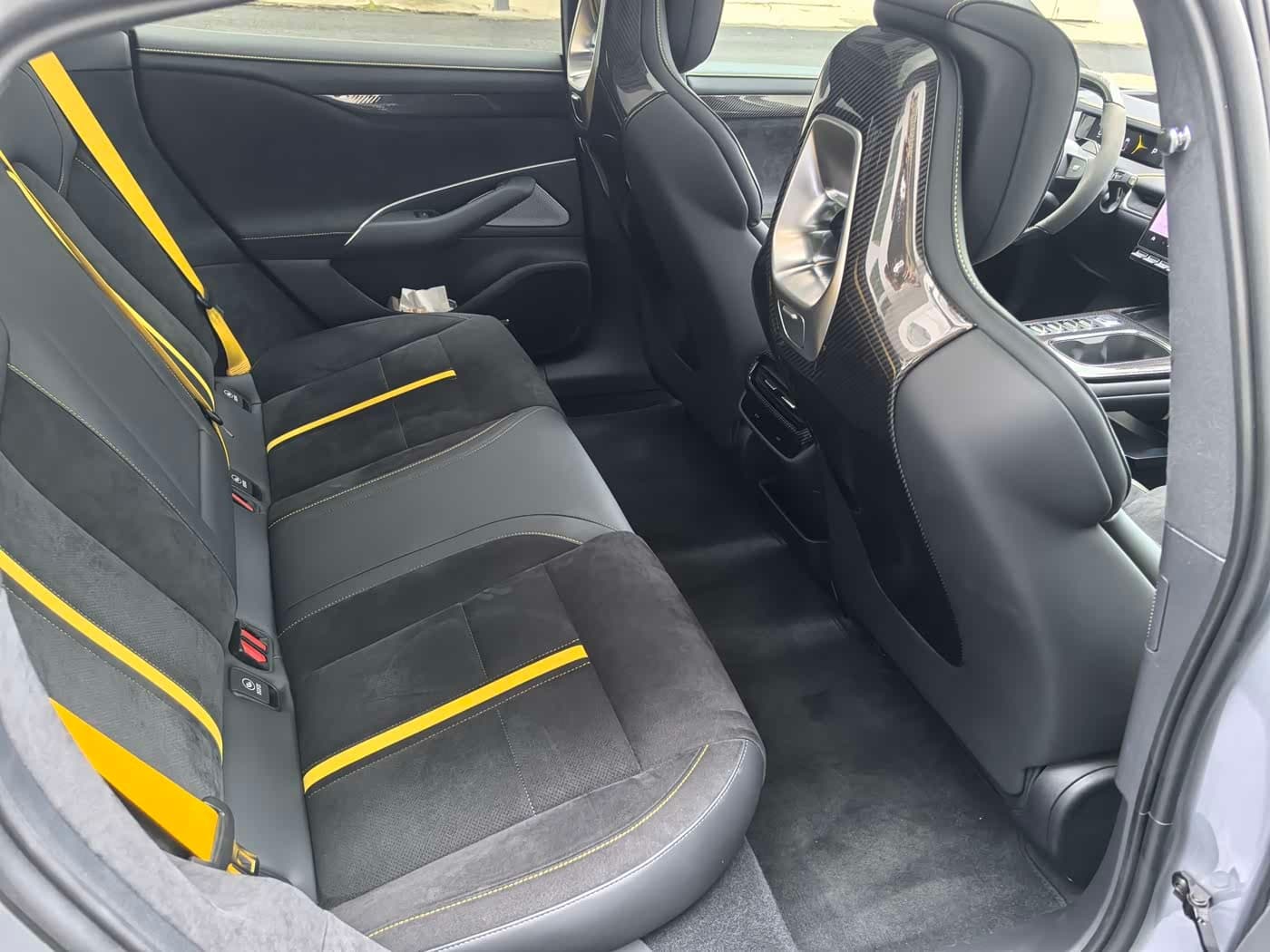 2025 Xiaomi Auto Xiaomi SU7 Ultra 银灰色, 13,000 km, China export – photo 9