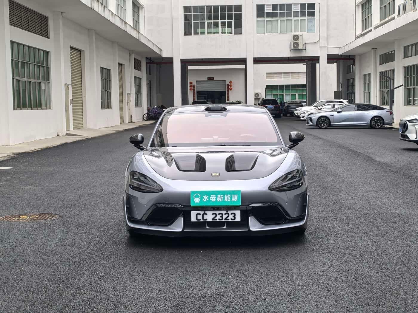 2025 Xiaomi Auto Xiaomi SU7 Ultra 银灰色, 13,000 km, China export – photo 13