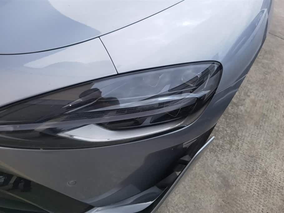 2025 Xiaomi Auto Xiaomi SU7 Ultra 银灰色, 27,400 km, China export – photo 5