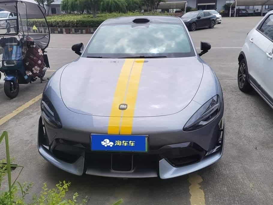 2025 Xiaomi Auto Xiaomi SU7 Ultra 银灰色, 27,400 km, China export – photo 2