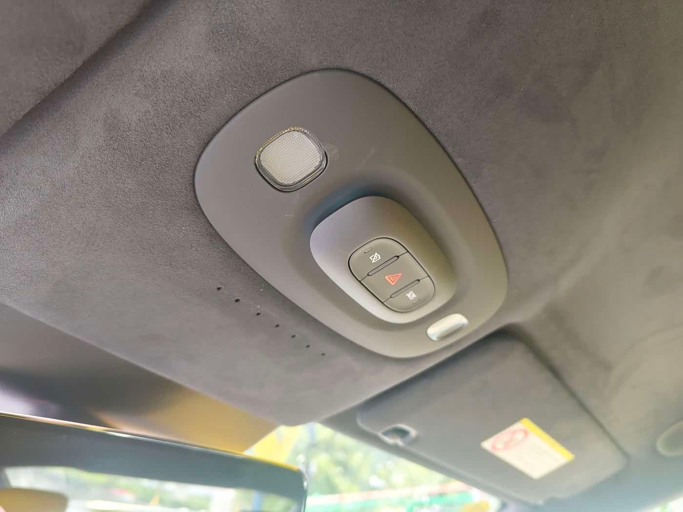 2025 Xiaomi Auto Xiaomi SU7 Ultra White, 8,000 km, China export – photo 15