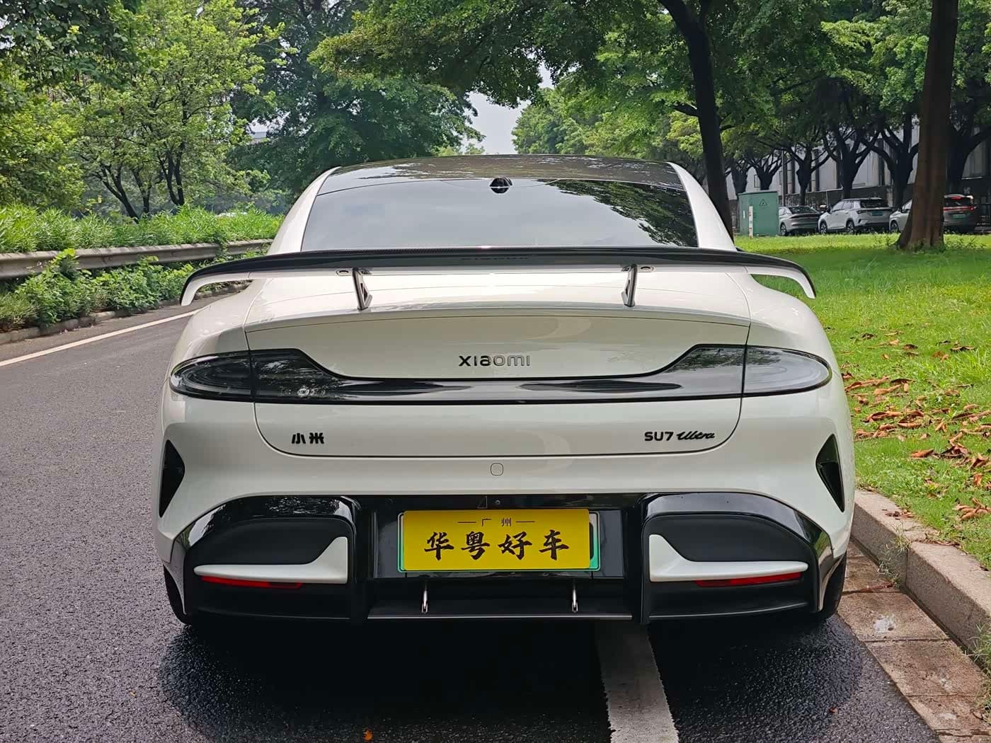 2025 Xiaomi Auto Xiaomi SU7 Ultra White, 8,000 km, China export – photo 3