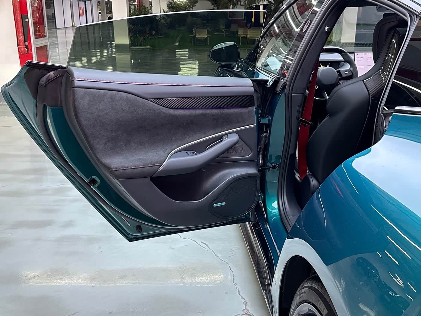 2025 Xiaomi Auto Xiaomi SU7 Ultra Green, 13,000 km, China export – photo 8