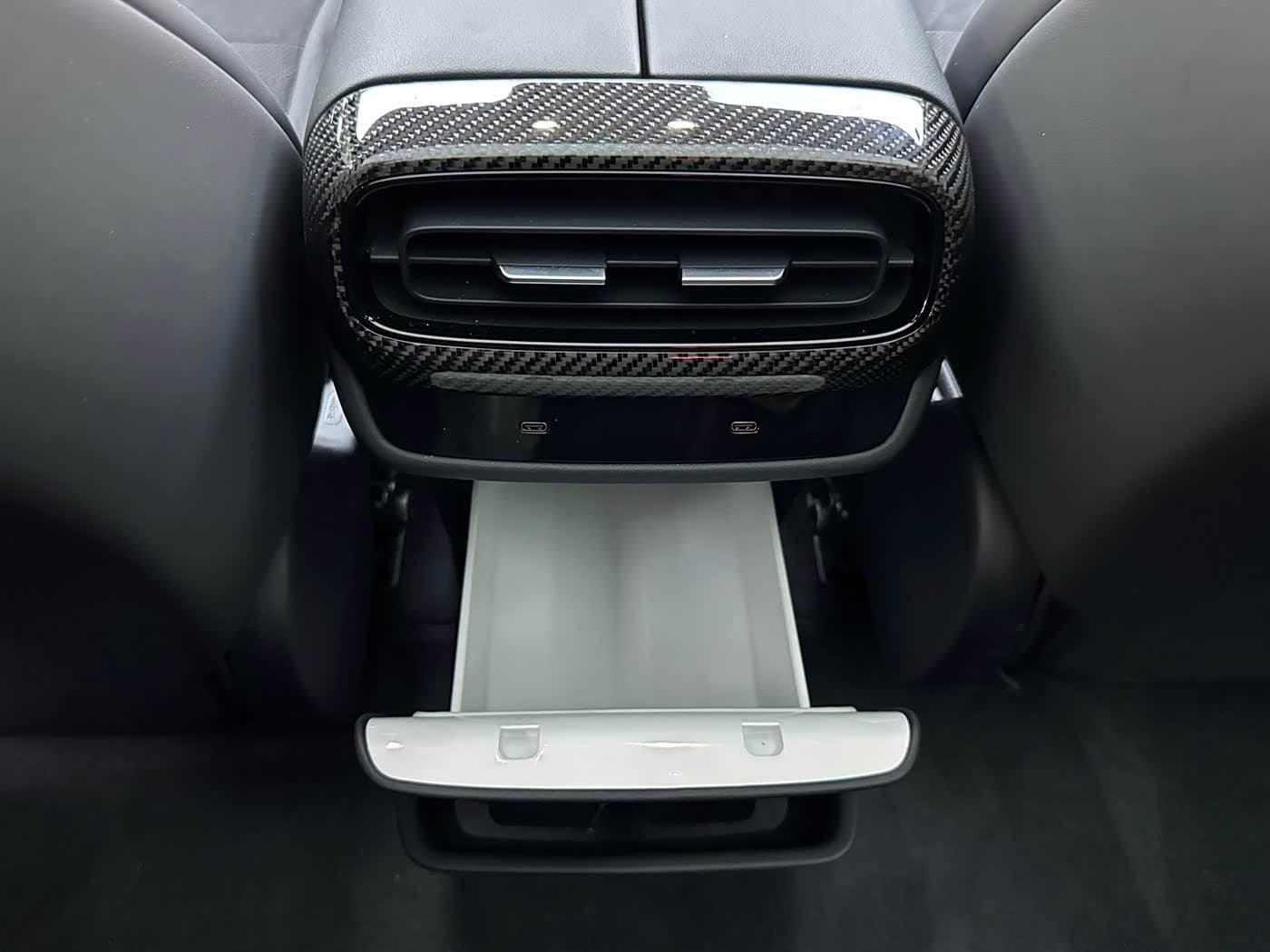 2025 Xiaomi Auto Xiaomi SU7 Ultra Green, 13,000 km, China export – photo 10