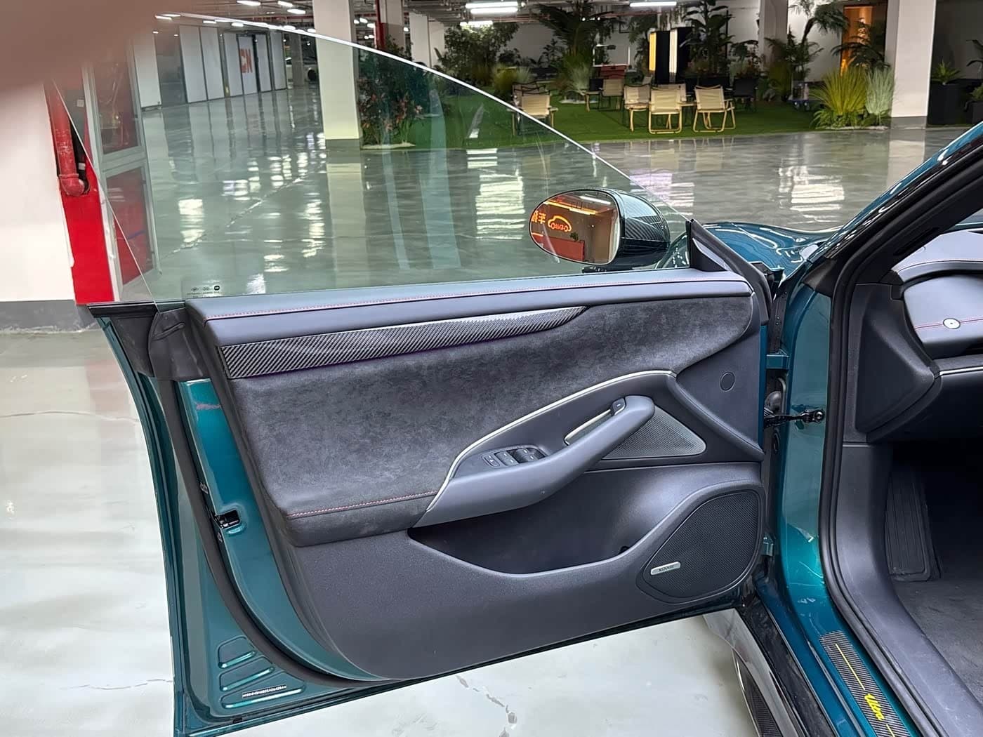 2025 Xiaomi Auto Xiaomi SU7 Ultra Green, 13,000 km, China export – photo 5