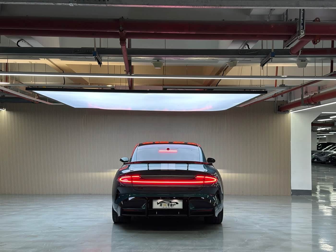 2025 Xiaomi Auto Xiaomi SU7 Ultra Green, 13,000 km, China export – photo 15
