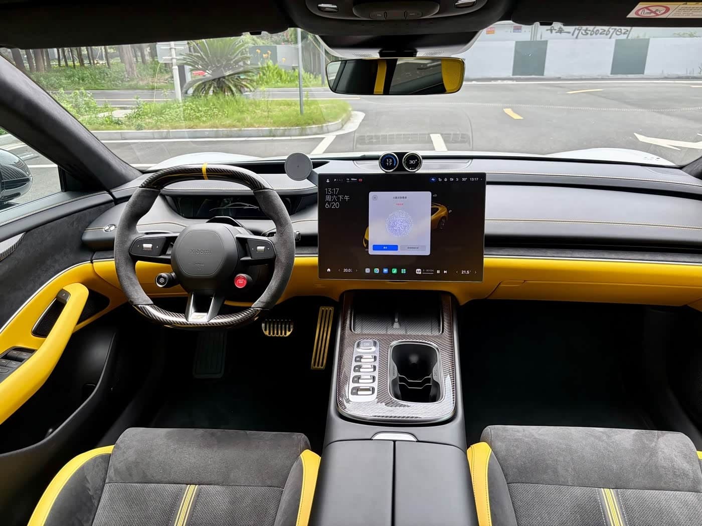 2025 Xiaomi Auto Xiaomi SU7 Ultra White, 13,000 km, China export – photo 9
