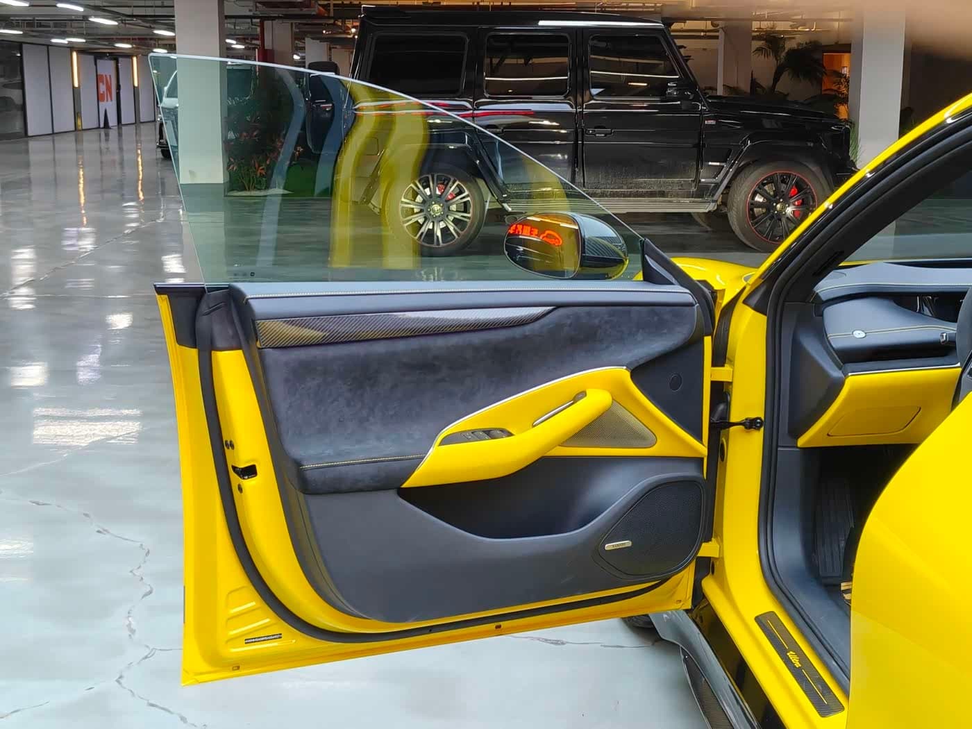 2025 Xiaomi Auto Xiaomi SU7 Ultra Yellow, 13,000 km, China export – photo 6