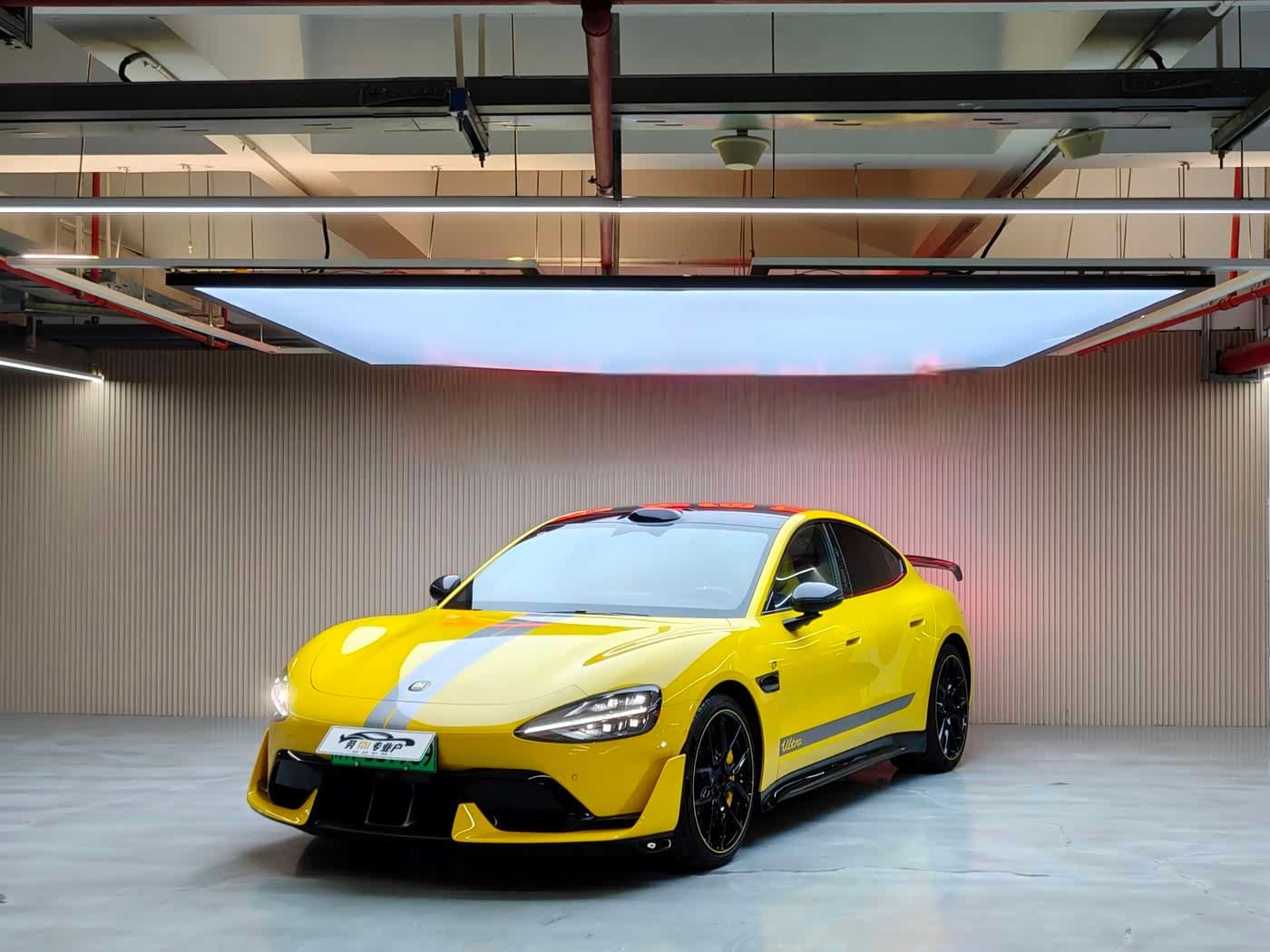 2025 Xiaomi Auto Xiaomi SU7 Ultra Yellow, 13,000 km, China export – photo 1