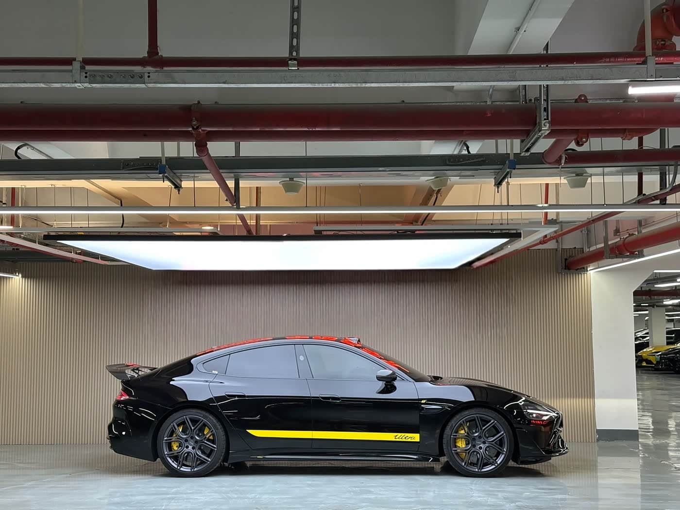 2025 Xiaomi Auto Xiaomi SU7 Ultra Black, 3,000 km, China export – photo 4
