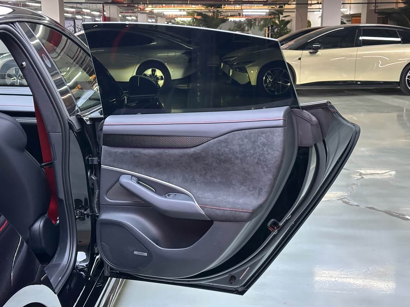 2025 Xiaomi Auto Xiaomi SU7 Ultra Black, 3,000 km, China export – photo 15