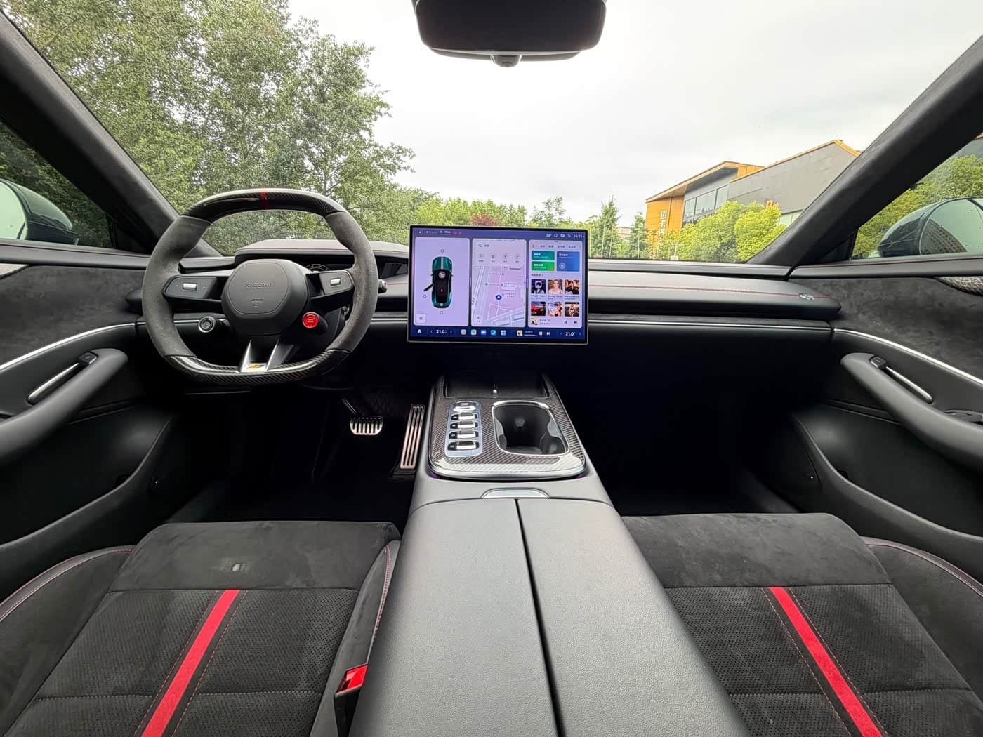 2025 Xiaomi Auto Xiaomi SU7 Ultra Green, 16,000 km, China export – photo 11