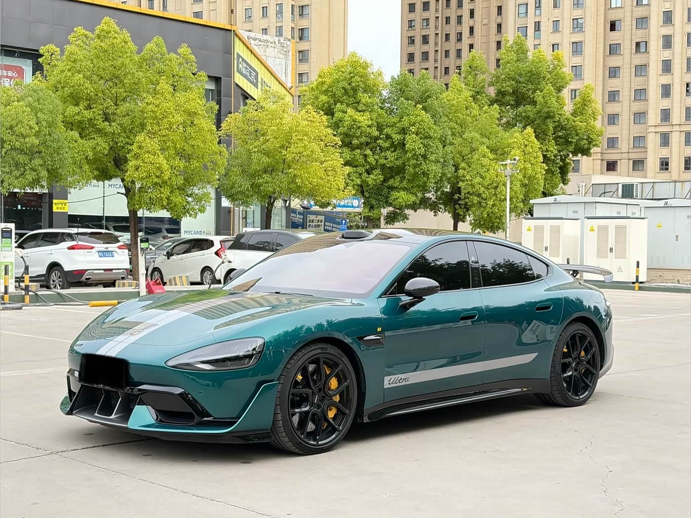 2025 Xiaomi Auto Xiaomi SU7 Ultra Green, 16,000 km, China export – photo 1